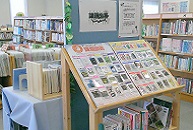 課題図書コーナー写真