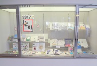 ２階展示架